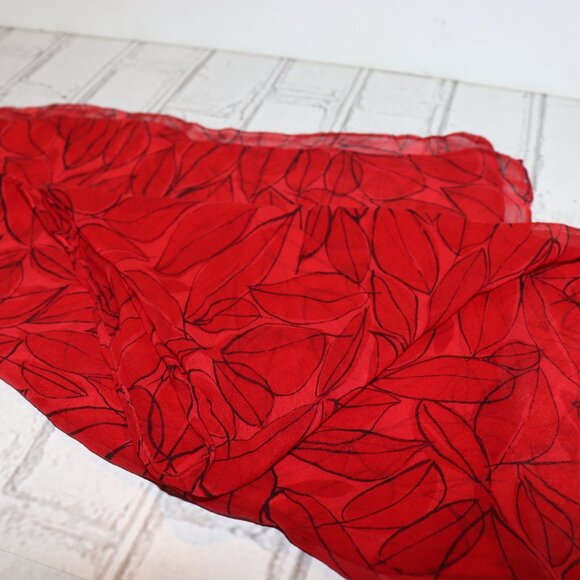 ❤️ Beautiful Vintage Red Leaf Scarf – 40" × 15" Nature-Inspired · Bold Hue · - Picture 2 of 5